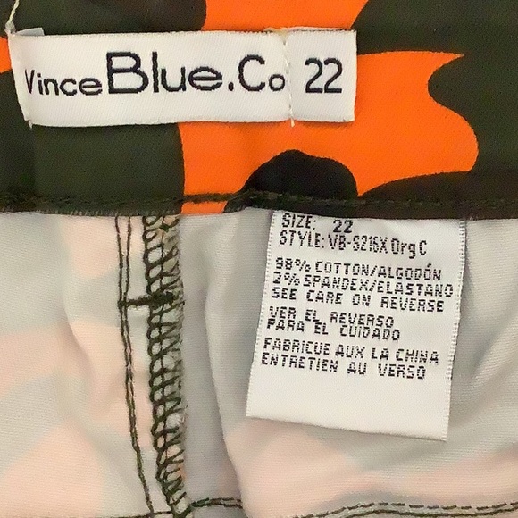 Vince Blue Co Women Distressed Shorts - Picture 7 of 7